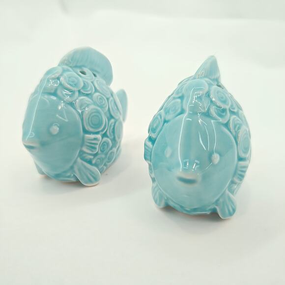 Pier 1 Imports Ceramic Fish Salt & Pepper Shakers Blue w Stoppers - Picture 2 of 5